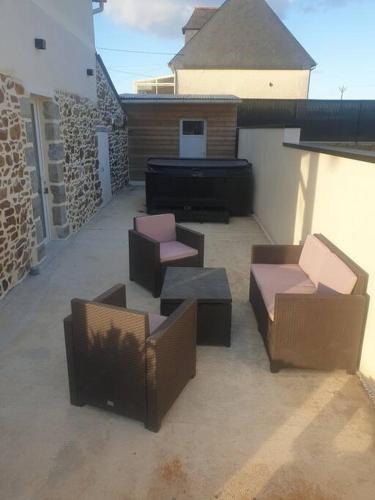 Hillion House | Gîte Atypique avec jacuzzi