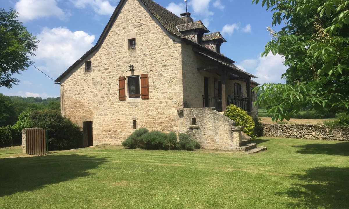 Bournazel House | Gîte au Calme