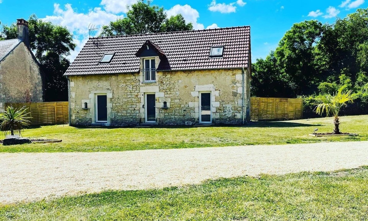 Saint-Germain-du-Puy House | Gîte au Domaine la Grange des Saveurs