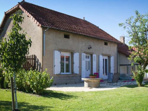 Cindre House | Gîte champêtre familial avec jardin à Cindré - FR-1-489-256