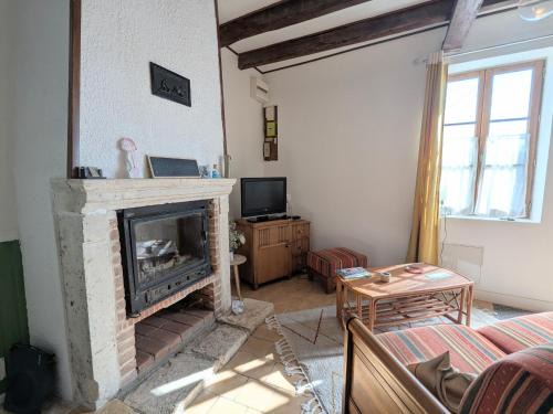 Saint-Marcel House | Gîte charmant au cœur du Val de Creuse - FR-1-591-788