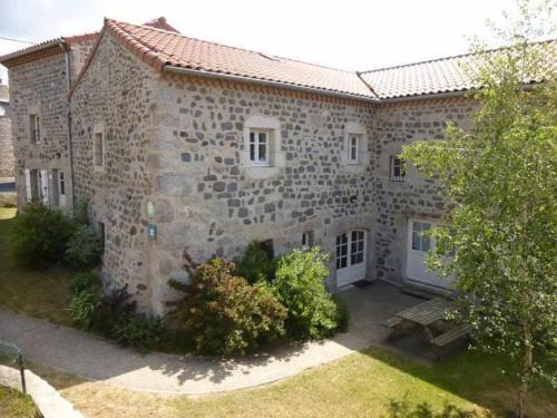Rauret House | Gîte charmant pour 8 pers à Rauret avec cheminée, terrasse et accès "Tourisme et Handicap" - FR-1-582-186