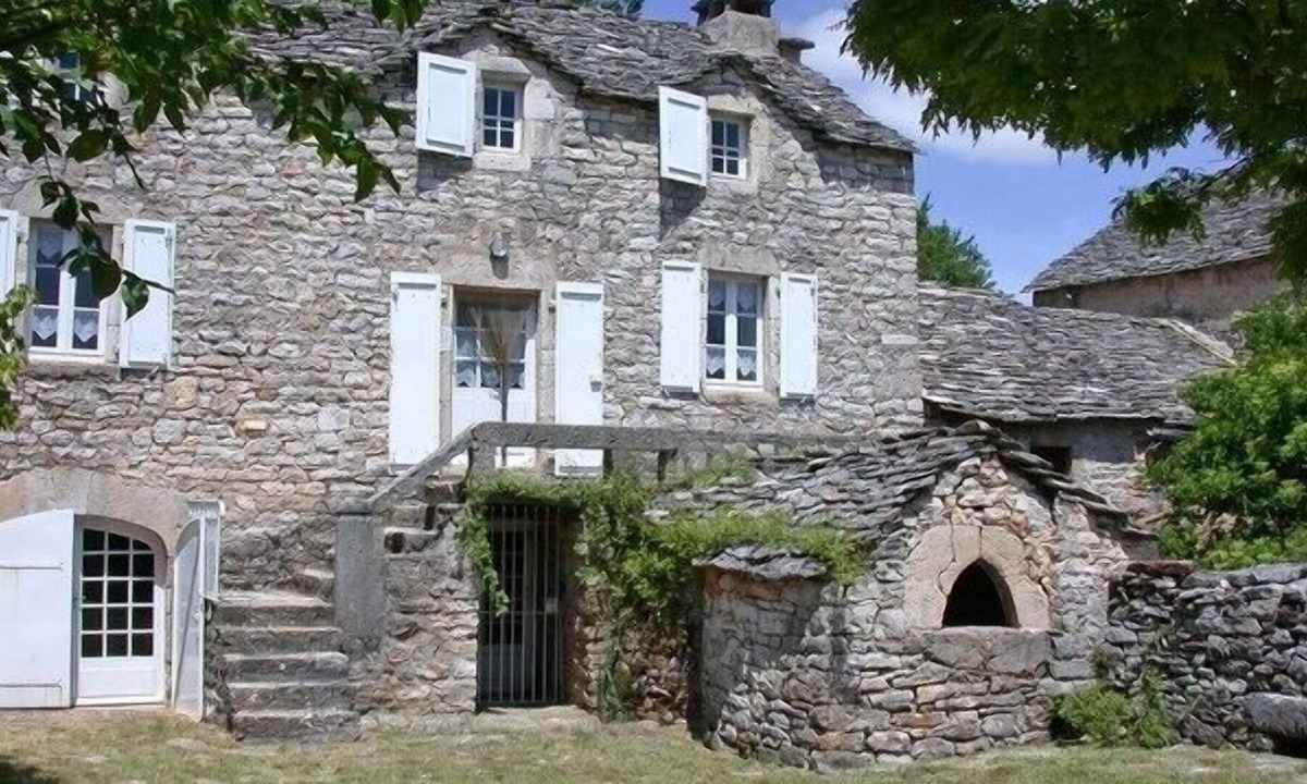 Mas-Saint-Chely House | Gîte d'Anilhac - MAS SAINT CHELY