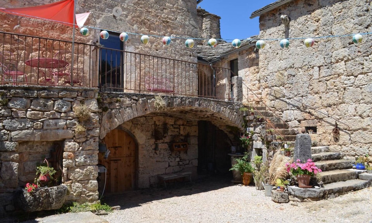 Saint-Georges-de-Levejac House | Gîte du Gauzinès - SAINT-GEORGES-DE-LEVEJAC