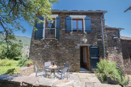 Saint-Germain-de-Calberte House | Gîte d'andré 4 personnes