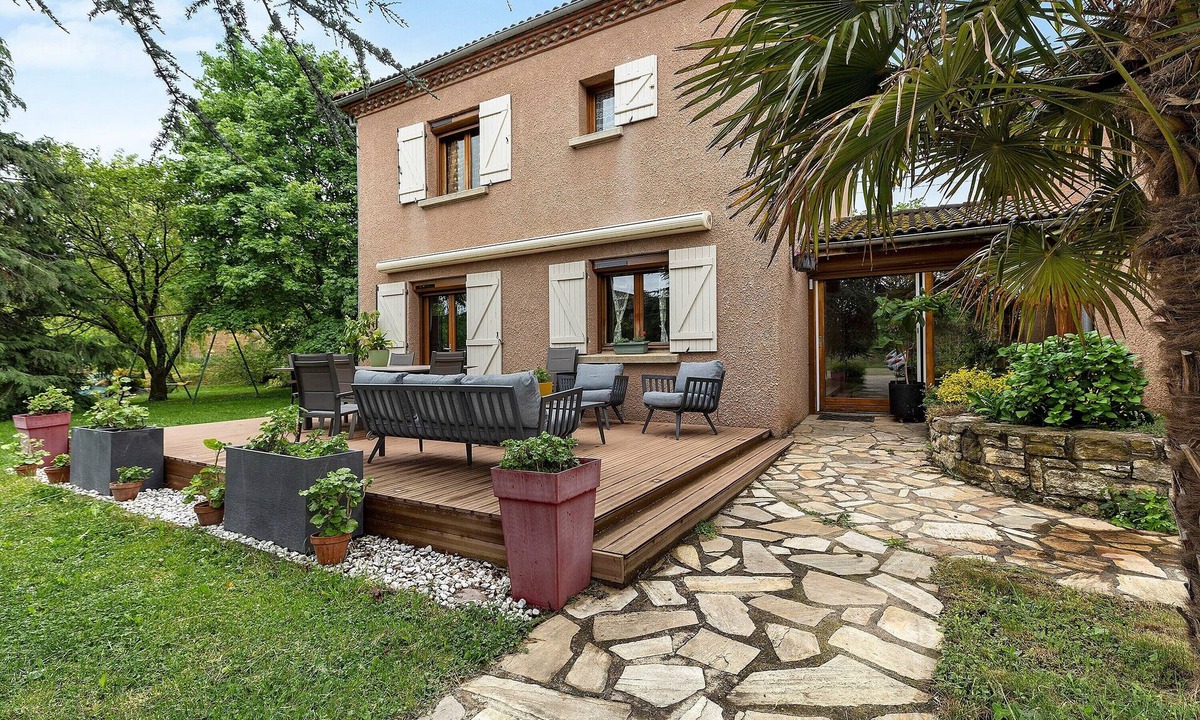 Rentieres House | Gîte 'De La Fermette Aubépines' with Shared Pool, Private Terrace, and Wi-Fi