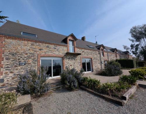 Erbray House | Gîte des Gatinelles