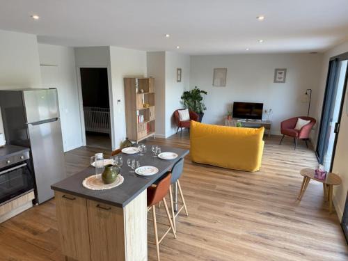 Bressolles House | Gîte Des Jardins à Bressolles - 4 pers, Animaux, Parking - FR-1-489-596