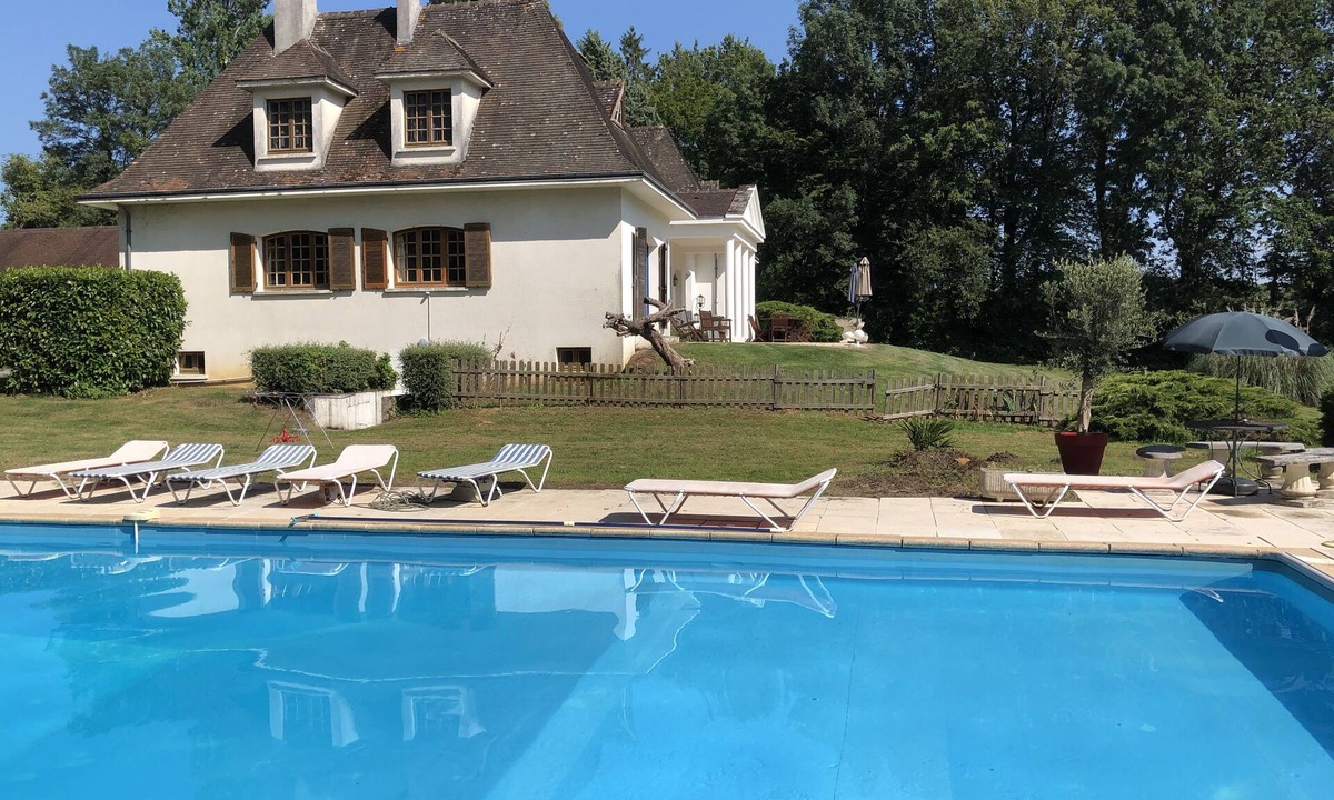 Jars House | Gîte du Grand Sancerrois, 6 bedrooms and pool