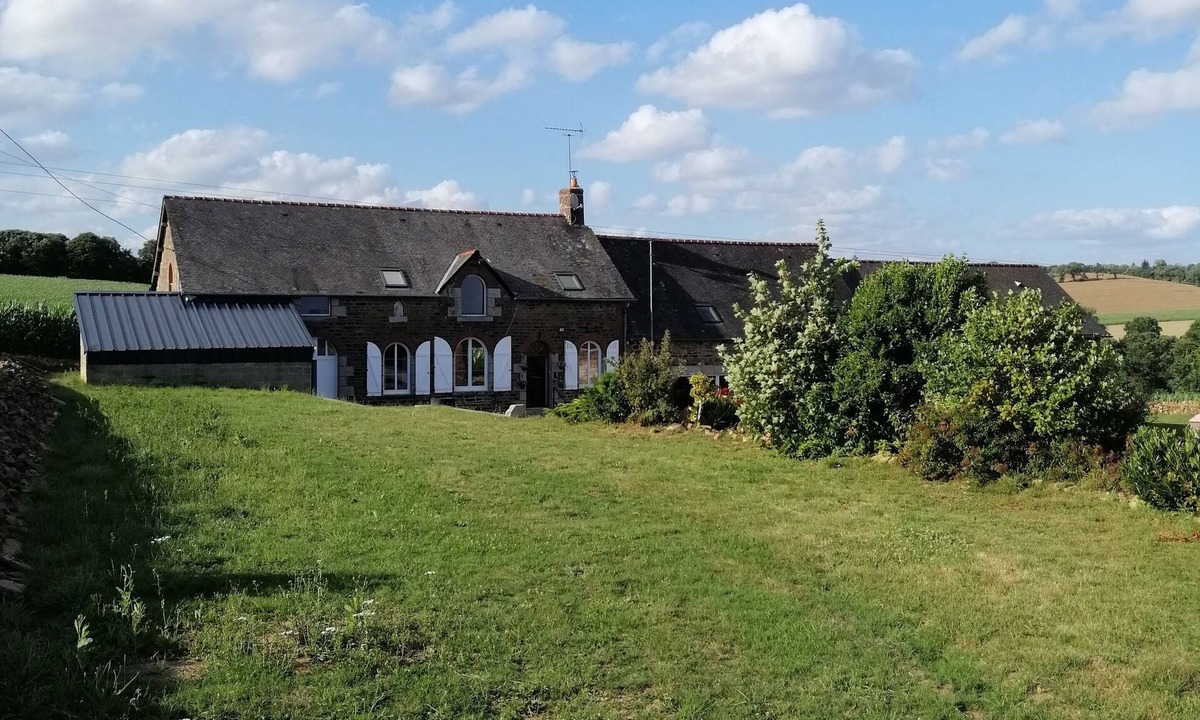 Fleurigne House | Gîte du Haut Montbrault