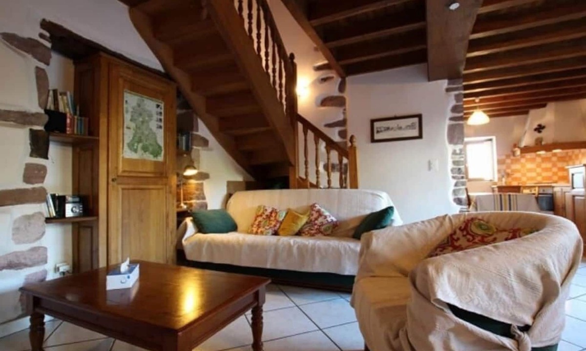 Saint-Etienne-de-Baigorry House | Gîte Elgartea arrière