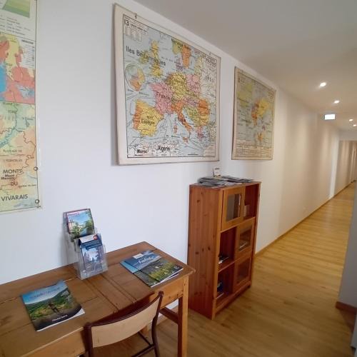 Le Monastier-sur-Gazeille Bed & Breakfast | Gîte et Chambres d'hôtes du Musée Ecole
