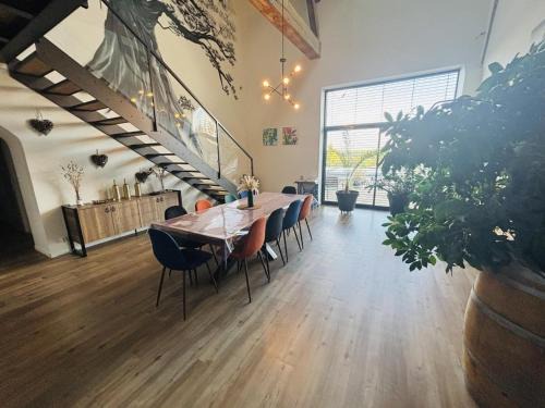 Bressolles House | Gîte familial à Bressolles avec piscine privée et animaux acceptés - FR-1-489-598