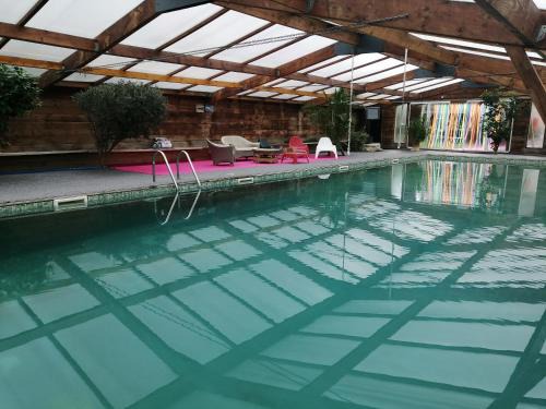 Lignieres Bed & Breakfast | Gîte L'Ange Blanc 12 chambres, 28 personnes, piscine couverte chauffée