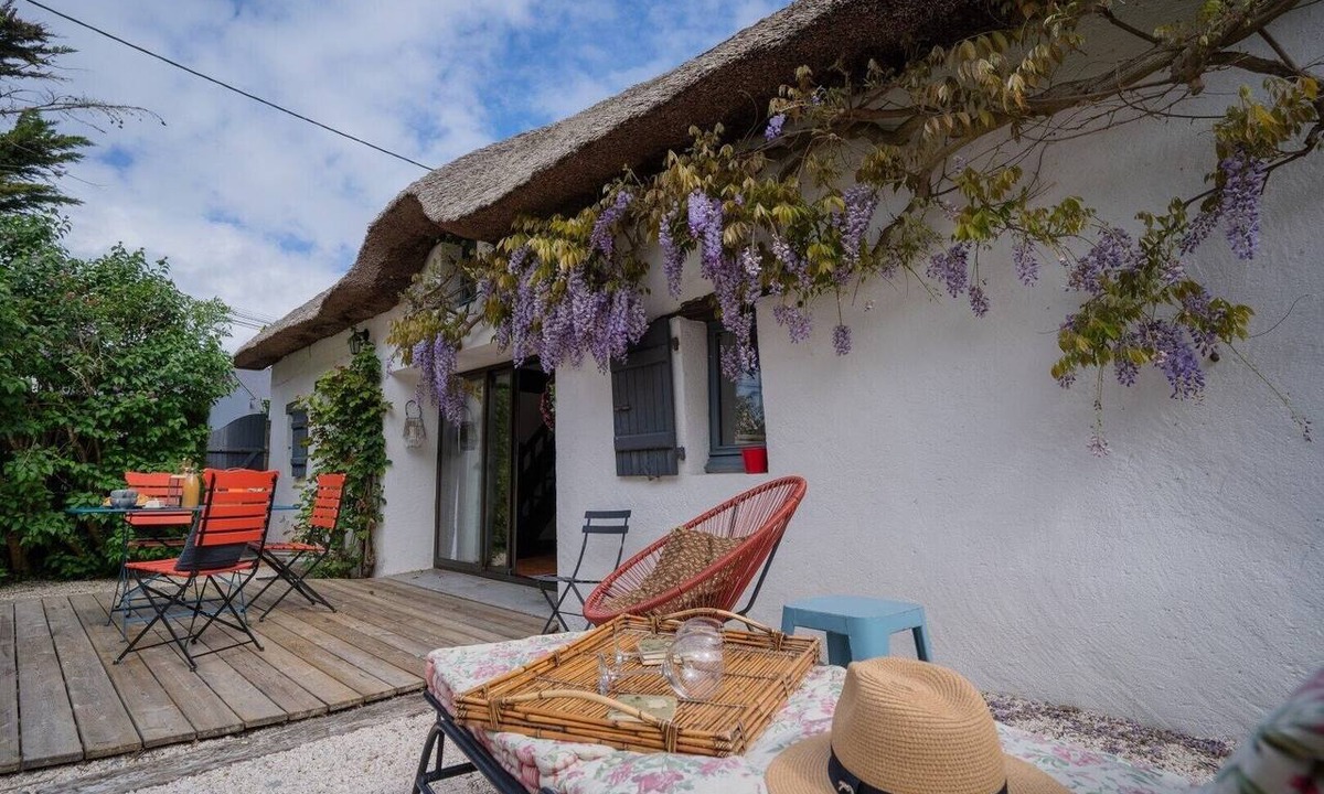 Saint-Andre-des-Eaux House | Gîte La Chaumière de Claire - Anouck
