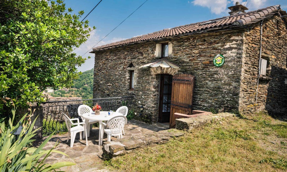 Saint-Michel-de-Deze House | Gîte La Clède 3/4 people in St Michel de Dèze le Vieux