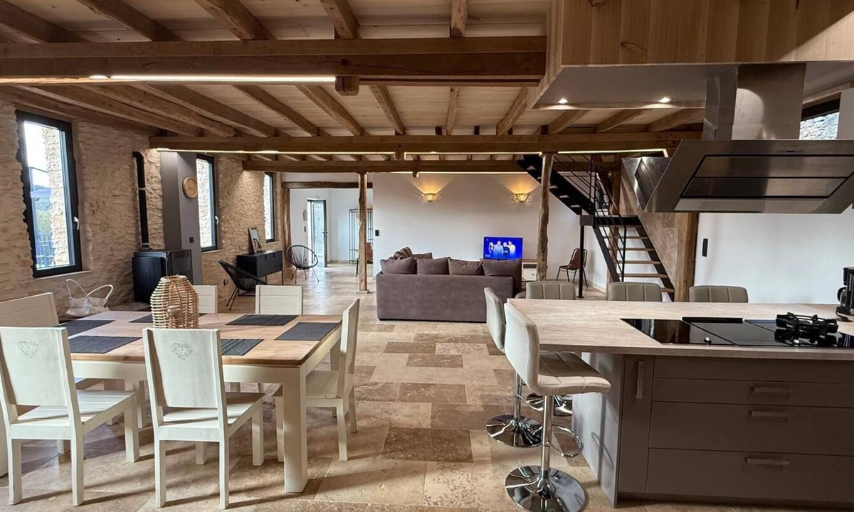 Degagnac House | Gîte "Le séchoir de Montsalvy