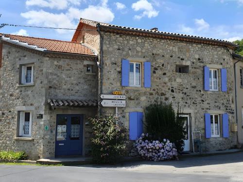 Aizac Apartment | Gîte "Le Volcan d'Aizac"