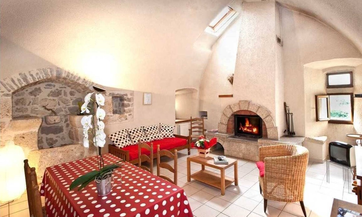 La Canourgue House | Gîte Les Buis 2/3 persons in Conques