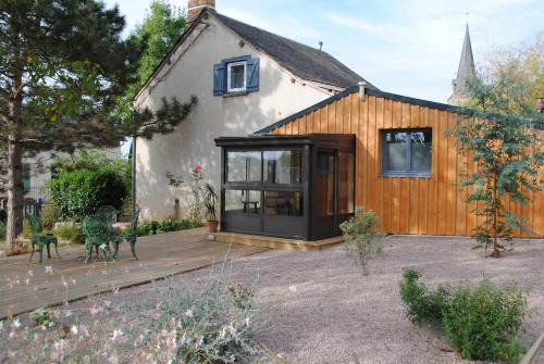 Sens-Beaujeu House | Gîte les Sureaux