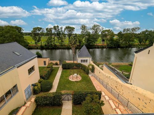 Sable-sur-Sarthe House | Gîte paisible au bord de la rivière - 5 pers. - FR-1-410-497