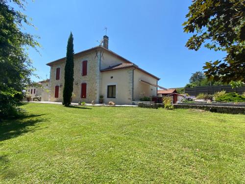 Hastingues Apartment | gîte porte de la bastide
