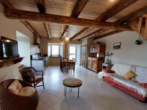 Arlempdes House | Gîte rénové au cœur de l'Auvergne - FR-1-582-336