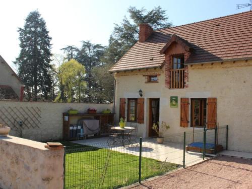 Barberier House | Gîte rénové avec terrasse, animaux admis près de St Pourçain - FR-1-489-138