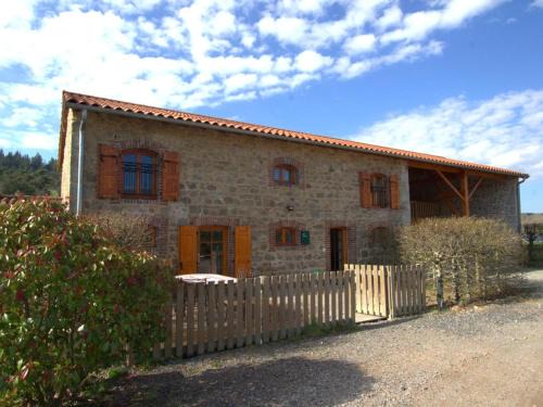 Les Salles House | Gîte spacieux avec terrasse, nature et animaux acceptés - FR-1-496-285