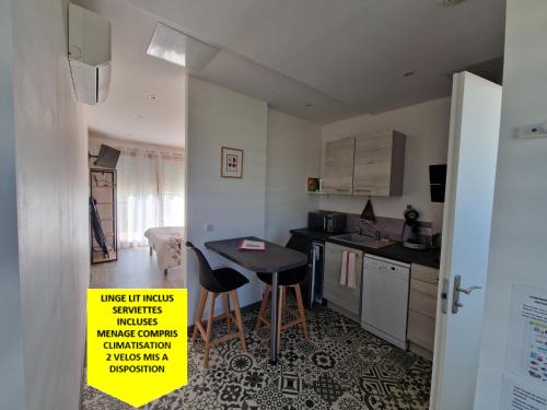 Saint-Claude-de-Diray House | Gîte studio 2 pers Le Coquelicot entre Loire et Sologne