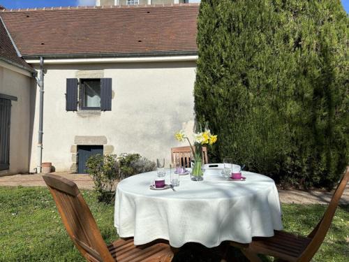 Contigny House | Gîte tout compris entre Moulins et Saint-Pourçain-sur-Sioule - FR-1-489-512