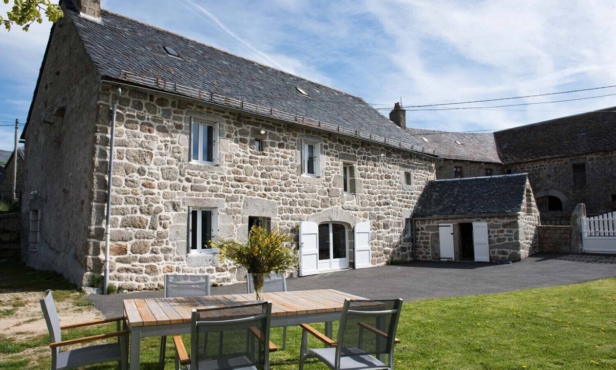 Saint-Laurent-de-Veyres House | Gîtes de France à Veyrès - SAINT-LAURENT-DE-VEYRES