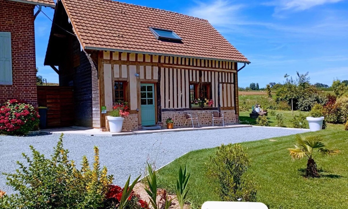 Notre-Dame-du-Bec House | Gîtes de France® - La P'tite Maison de Papito et Mamito