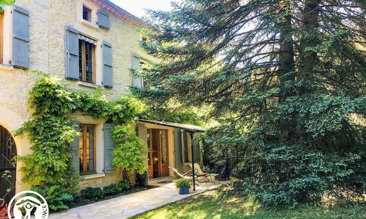 Saint-Medard House | Gîtes de France® - Le Logis de Tresse