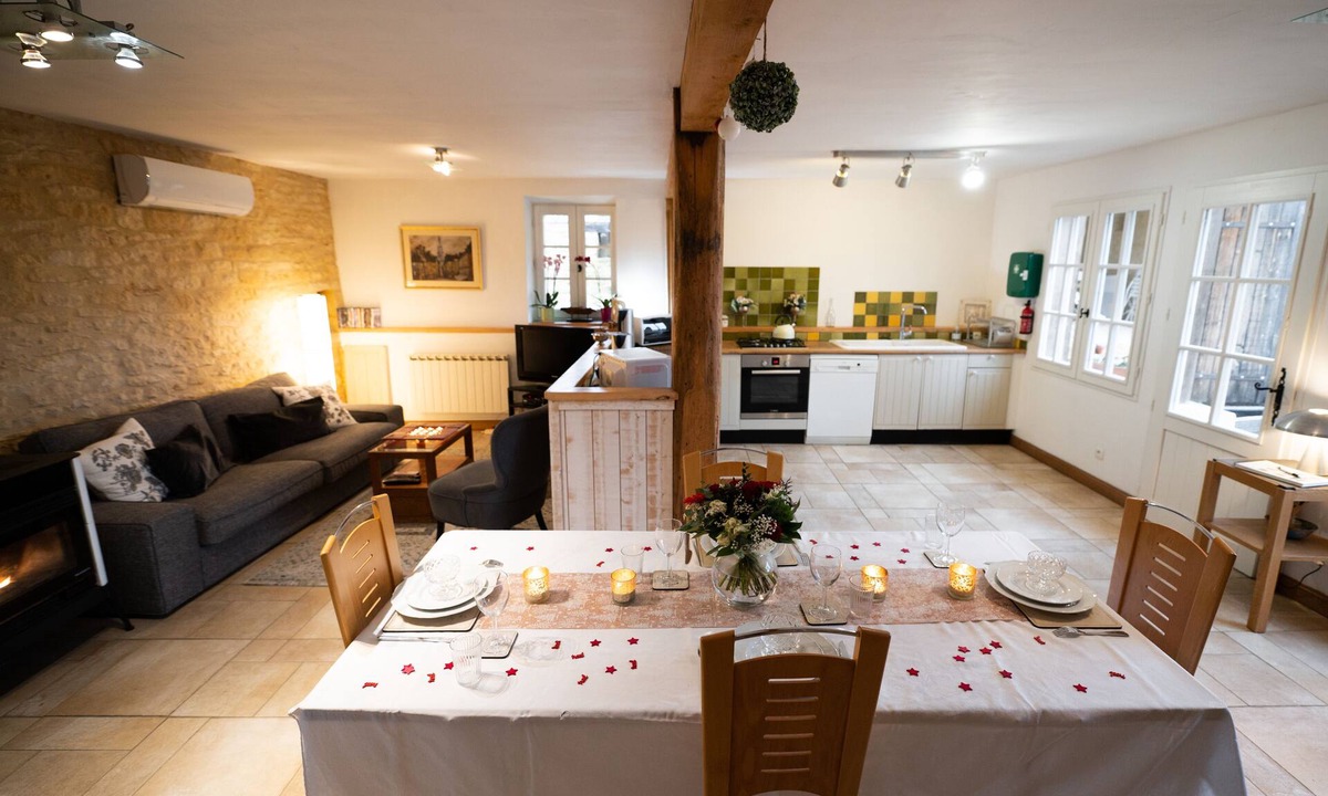 Saint-Crepin-et-Carlucet Cottage | Gite au Manoir de Carlucet, 13th Century, between Sarlat and Montignac, Dordogne