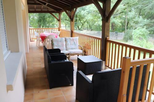 Pern House | Gite Chez Jeanne