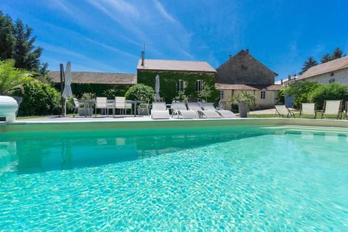 Briord Villa | Gite de charme Le Clos Michel 14 personnes piscine