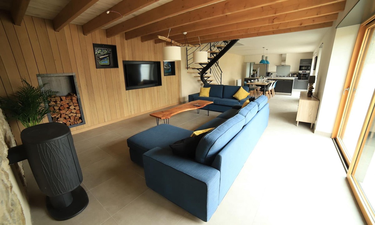 Santec House | Gîte de Ty Nevez, Brittany (Santec) spa, 300 m from the beach.