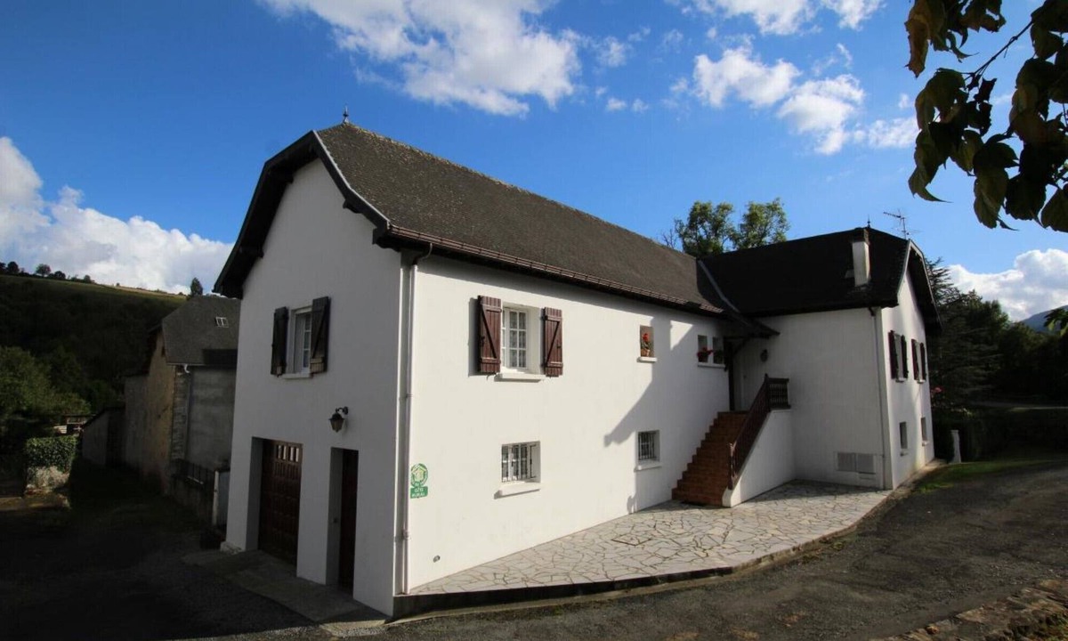 Ordiarp House | Gîte in the Basque Country near the mountain at Ordiarp