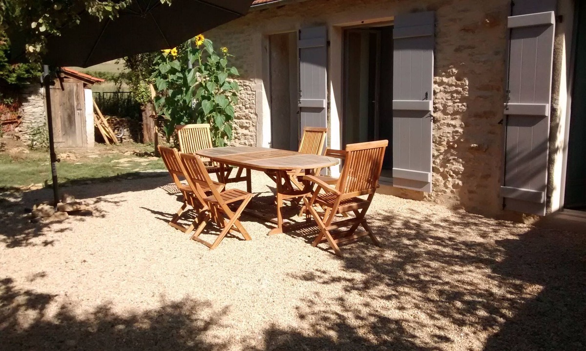 Saint-Ythaire Cottage | Gite "La bachasse" 6 people