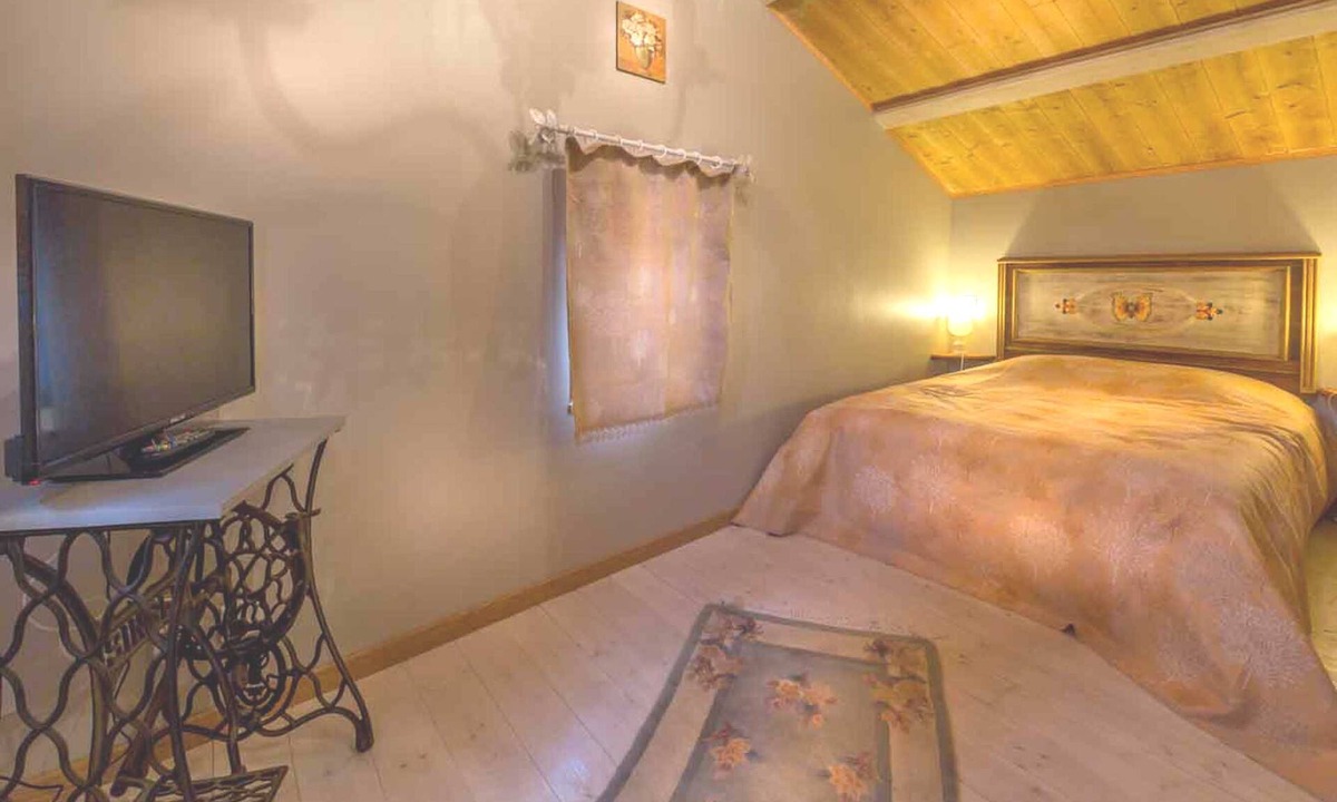 Champeix House | Gîte *** La CHAMPILLAUMIERE: the cocoon spirit