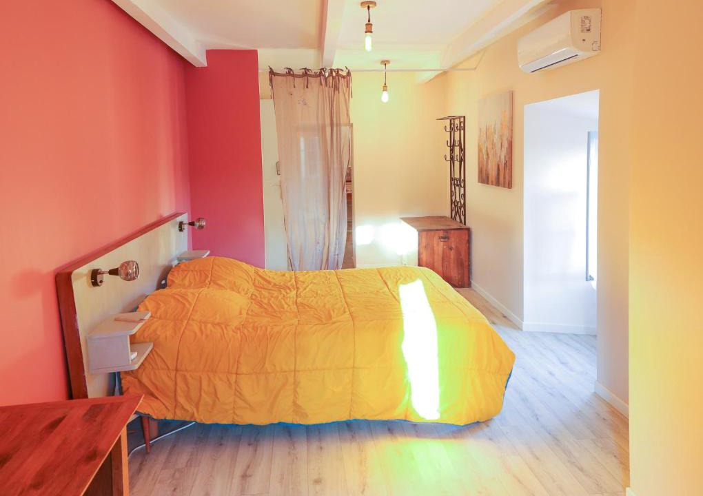 Prades Apartment | Gite les éléments Le feu