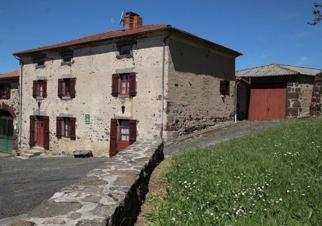 Mazeyrat-Aurouze House | Gite Mazerat-Aurouze, 2 bedrooms, 4 persons