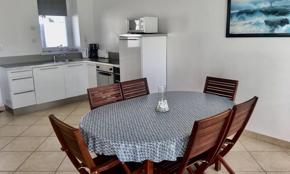 Riantec House | Gites Tout Confort Dans Longère à 2 pas des Plages et des Sites Touristiques