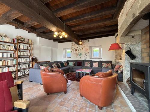 Trezelles House | Grande maison familiale avec jardin, Wifi, animaux acceptés - FR-1-489-50