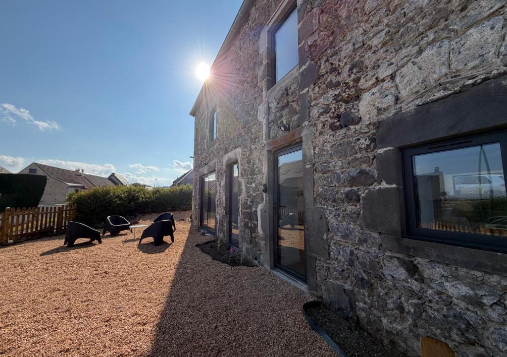 Aydat House | Grange au cœur du parc des Volcans d'Auvergne