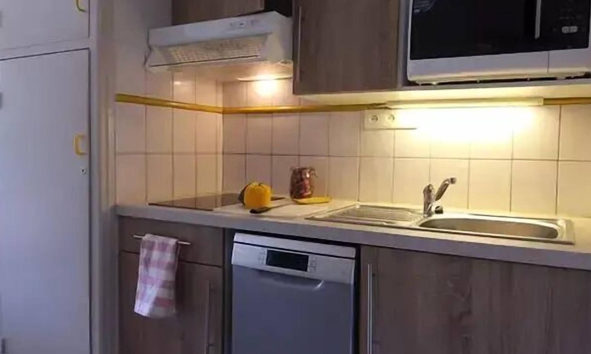Prats-de-Mollo-la-Preste Apartment | "Ground Floor" 3-room Apartment for 6 People