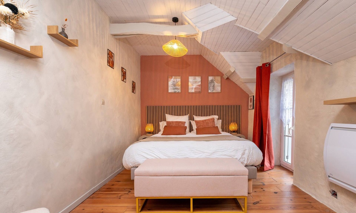 Guilligomarc'h Bed & Breakfast | Guesthouse “Lorient Room” with Terrace and Shared Garden
