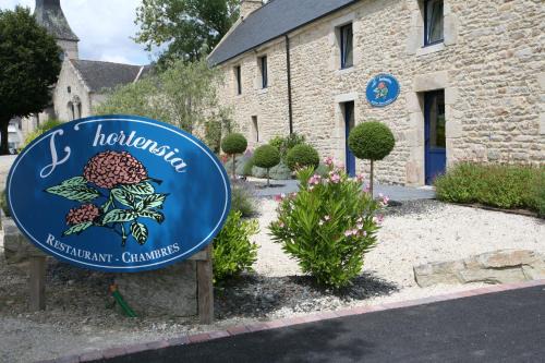 Theix-Noyalo Hotel | Hôtel L'Hortensia & Restaurant