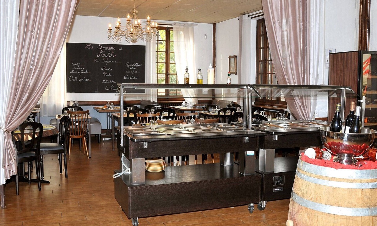 Saint-Just Hotel | Hôtel Le Cheval Blanc